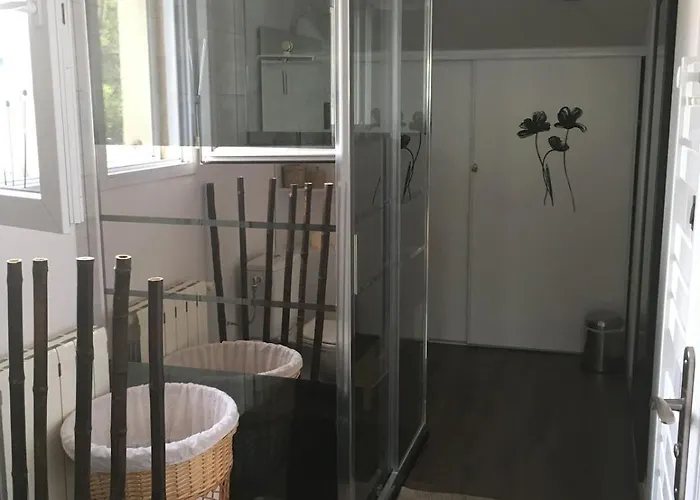 Вилла Avec Piscine Proche De La Пероль