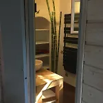 Avec Piscine Proche De La *